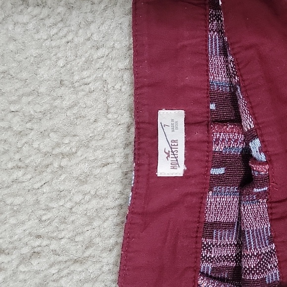 Hollister mini shorts - Picture 2 of 6